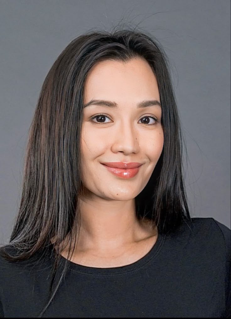 Айгуль Нурланова — клинический психолог